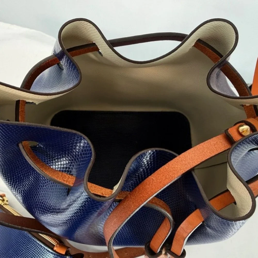 Dooney & Bourke Serena Drawstring Crossbody Blue Lizard Embossed Leather 104-29 - Picture 13 of 16